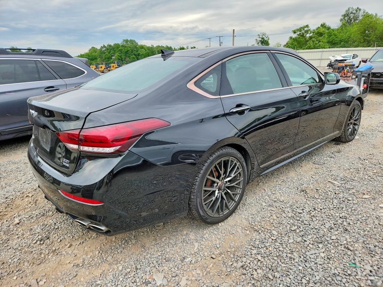2018 Genesis G80 Sport - Image 3