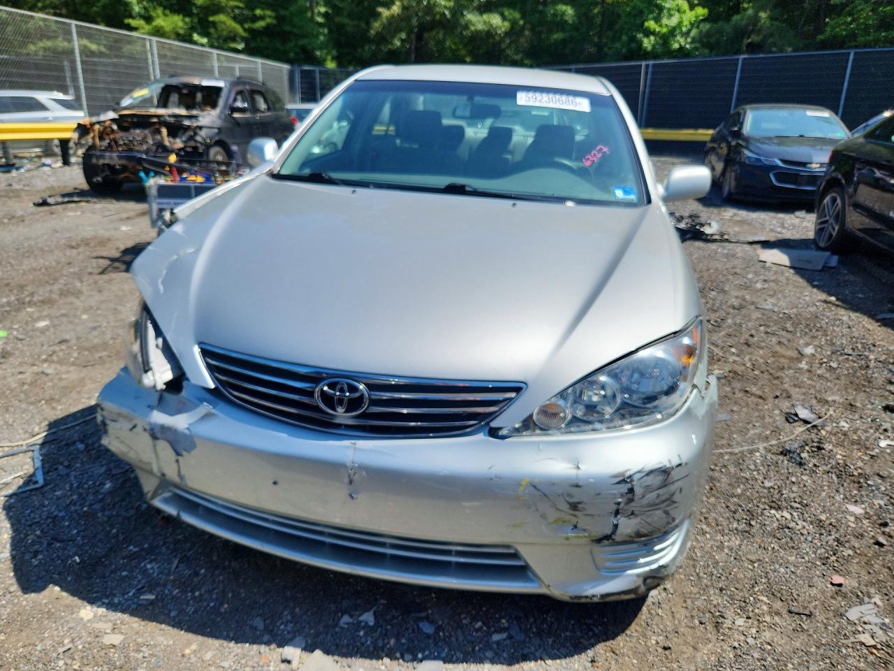 2005 Toyota Camry Le - Фото 5