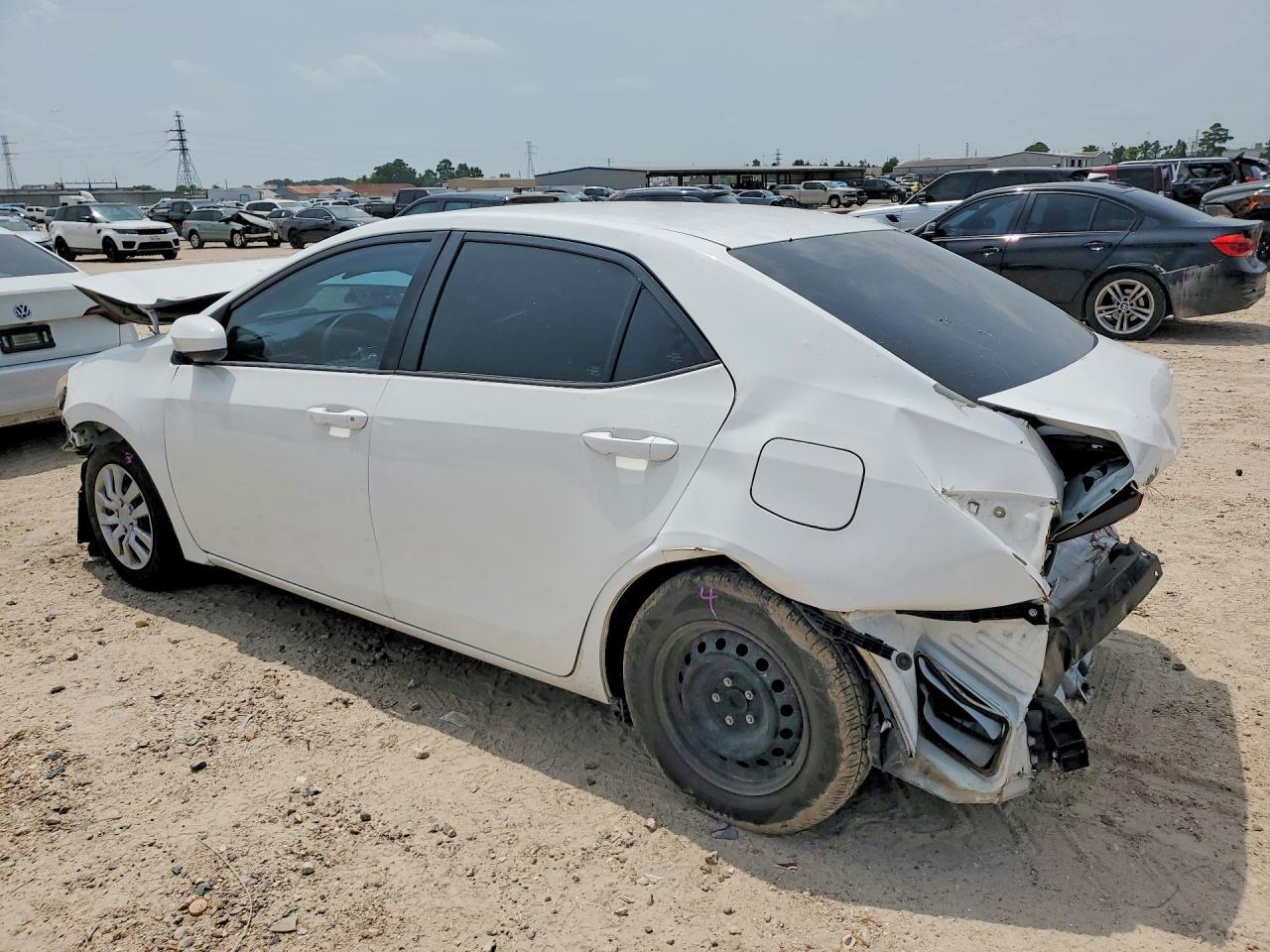 2016 Toyota Corolla L - Фото 2