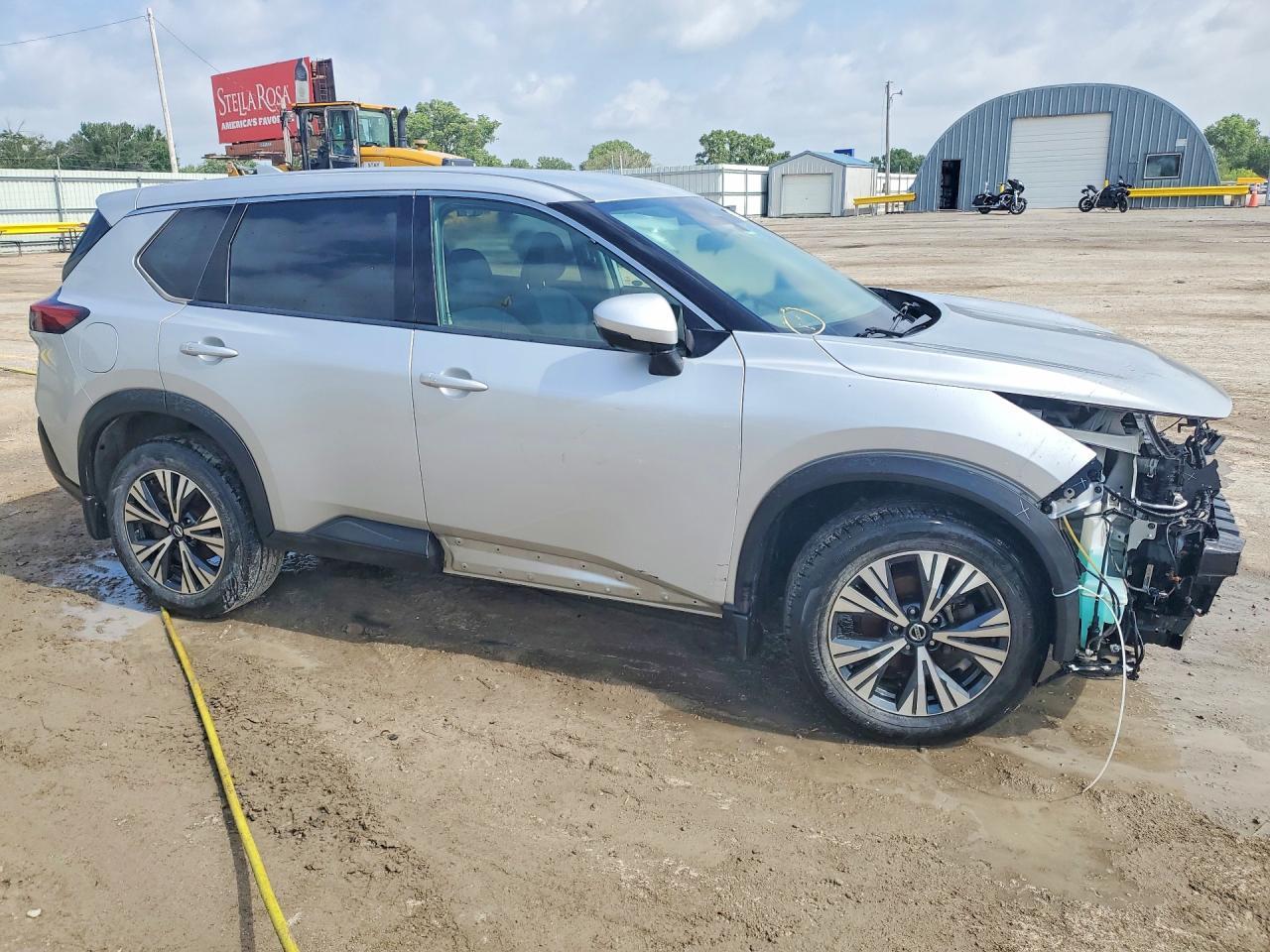 2021 Nissan Rogue Sv - Фото 4