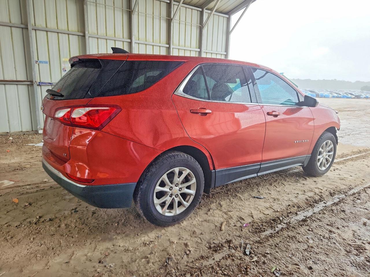 2020 Chevrolet Equinox Lt - Image 3