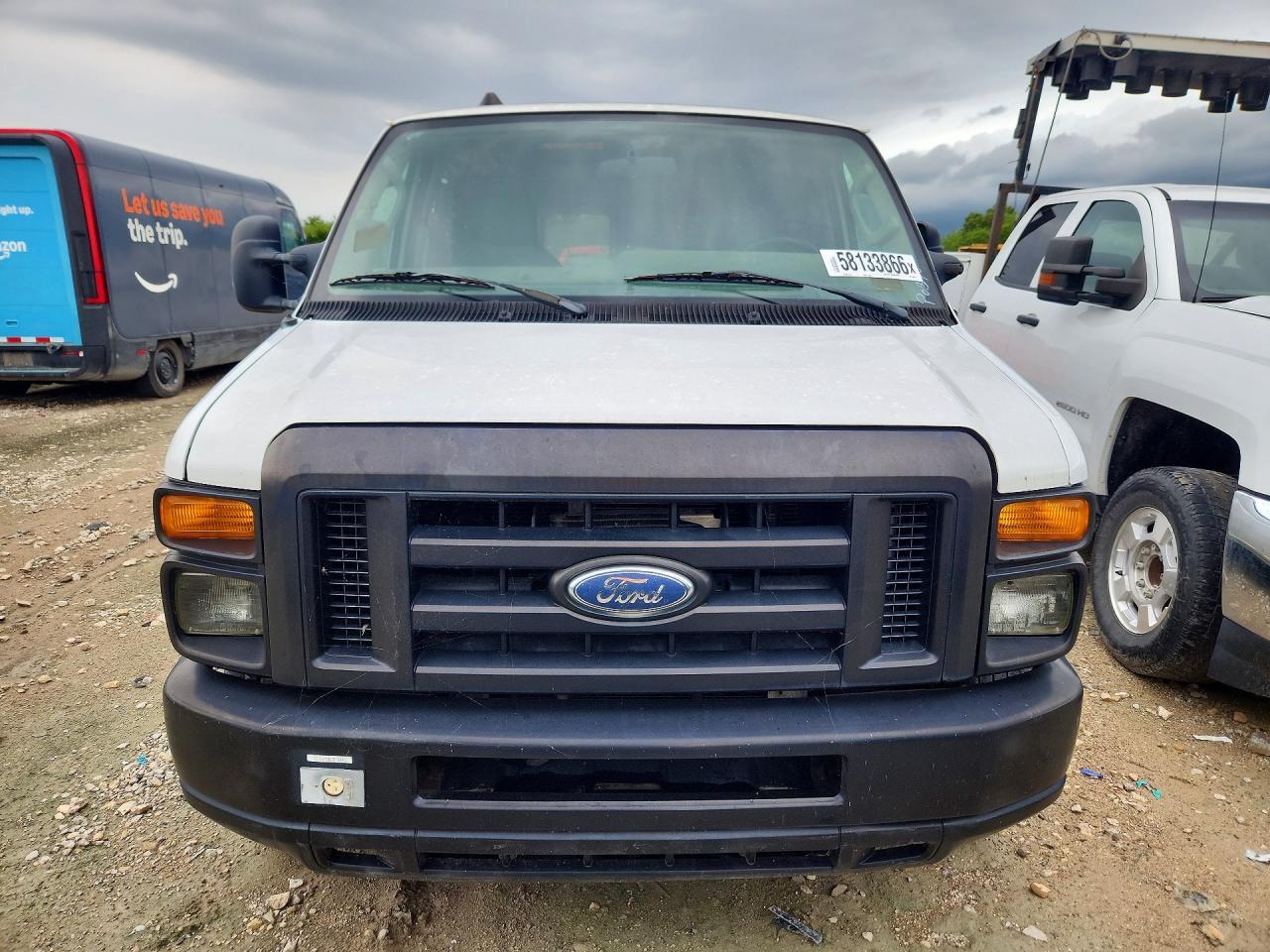 2011 Ford Econoline E350 Super Duty Van - Фото 5