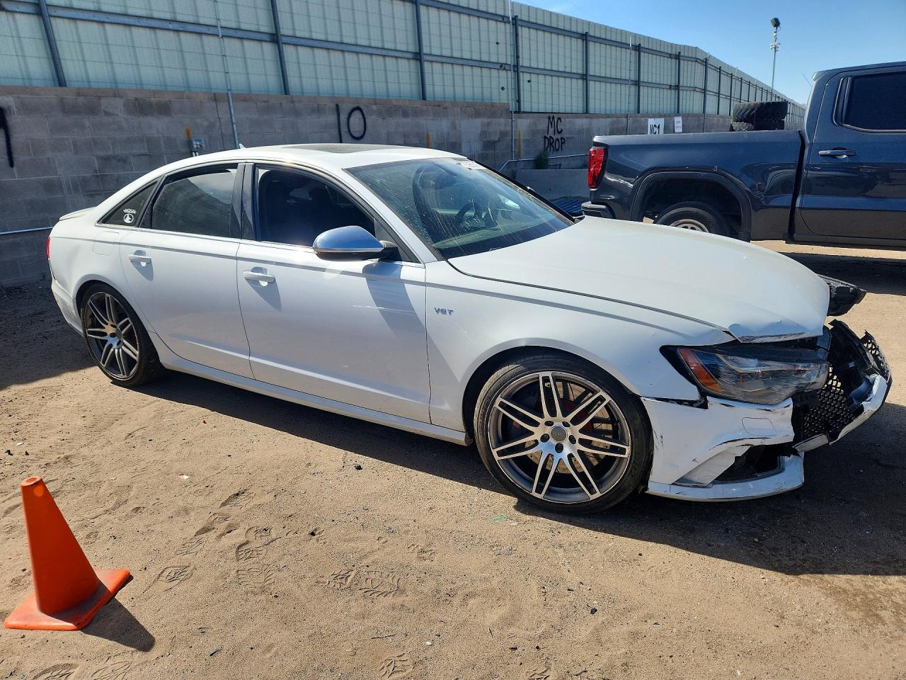 2014 Audi S6 - Image 4