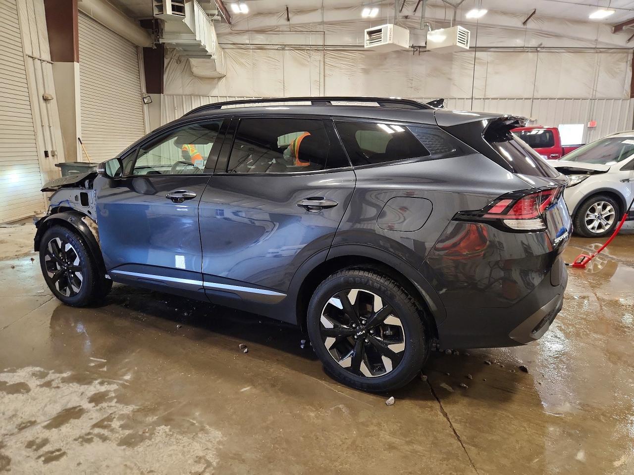 2023 Kia Sportage X Line - Image 2
