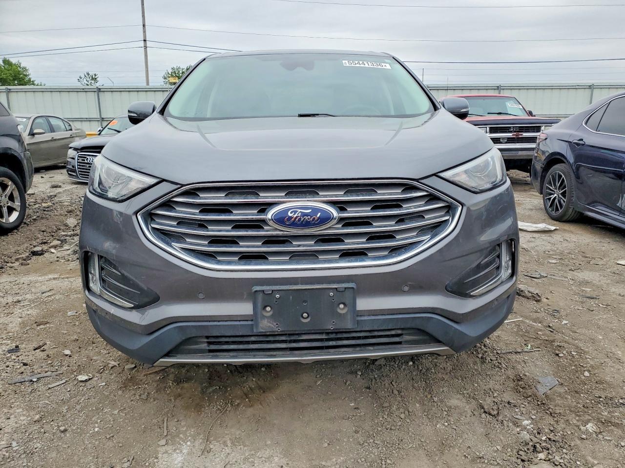 2022 Ford Edge Titanium - Фото 5
