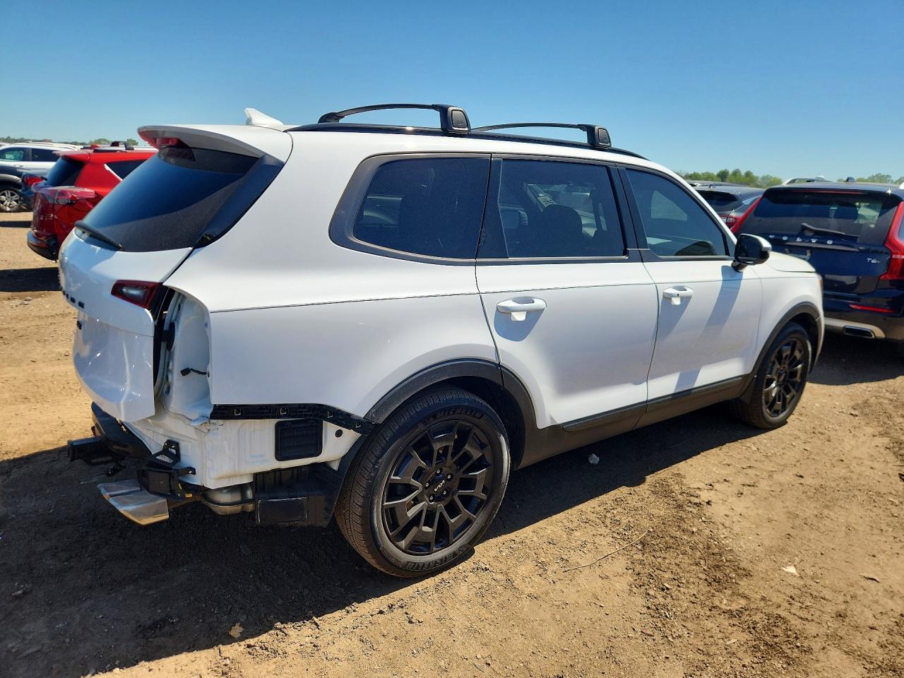 2022 Kia Telluride Sx - Фото 3