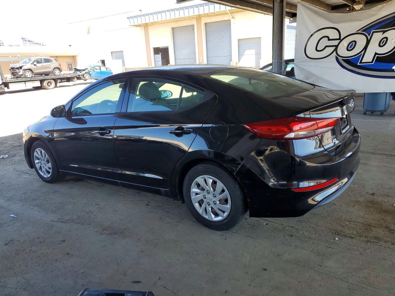 2018 Hyundai Elantra Se - Фото 2