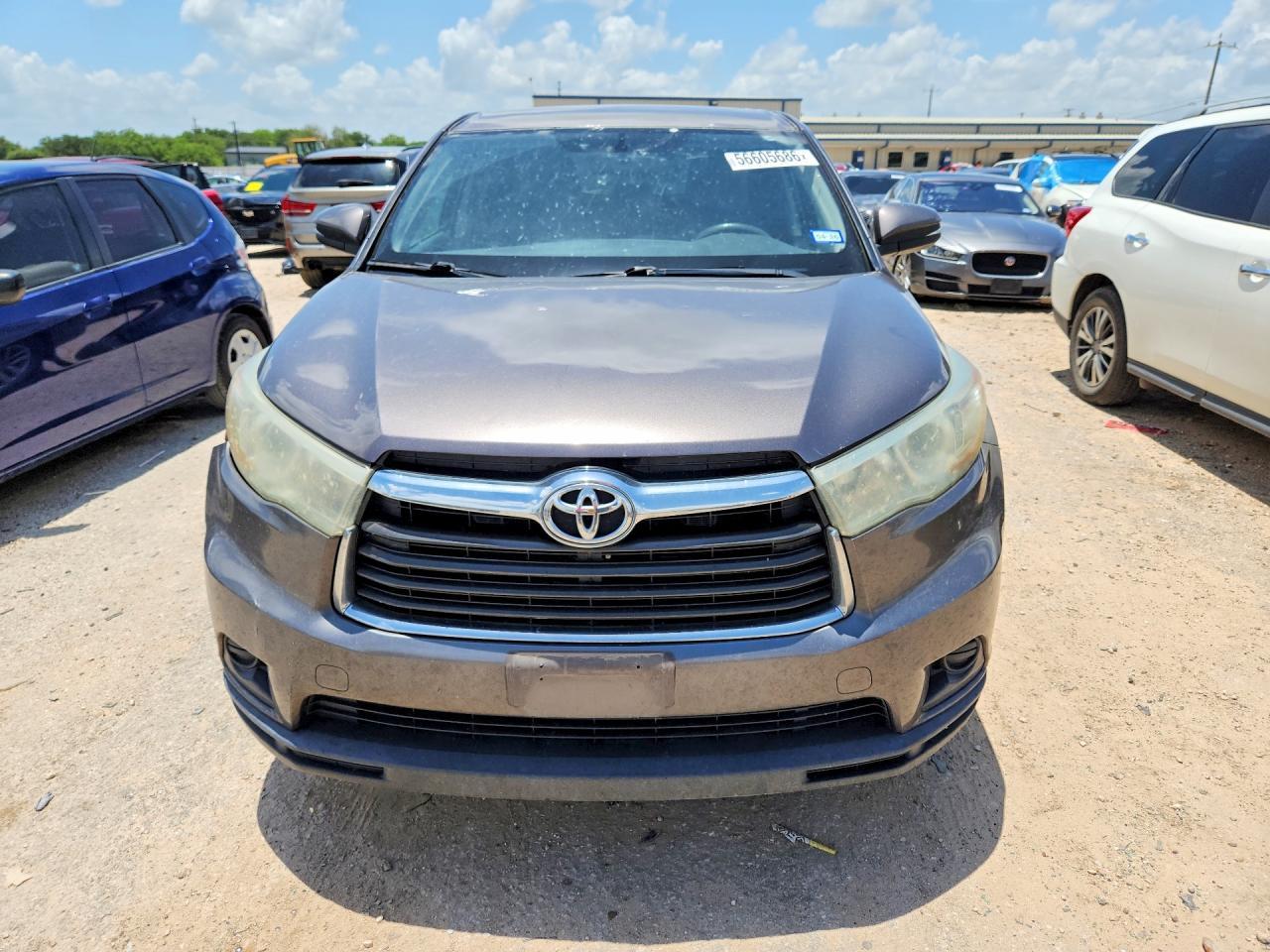 2015 Toyota Highlander Le - Фото 5