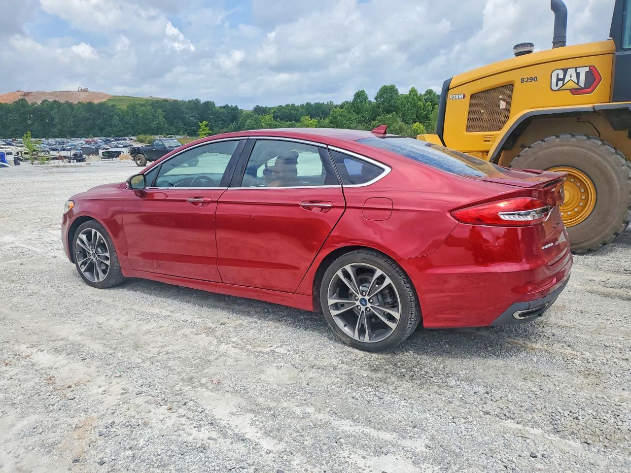 2019 Ford Fusion Titanium - Фото 2