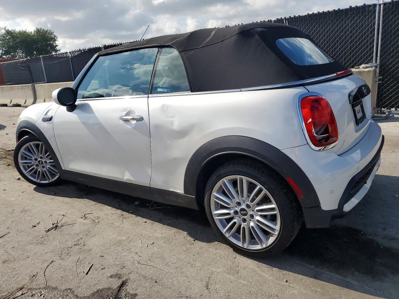 2023 Mini Cooper S - Image 2