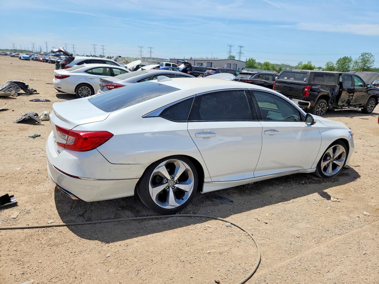 2018 Honda Accord Touring - Фото 3