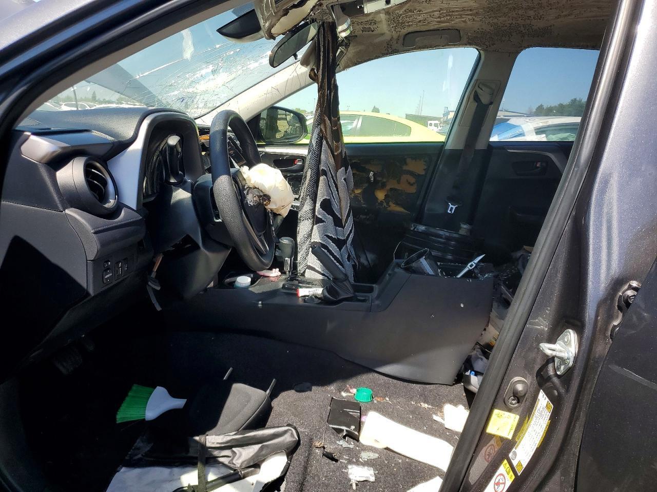 2018 Toyota Rav4 Le - Image 7