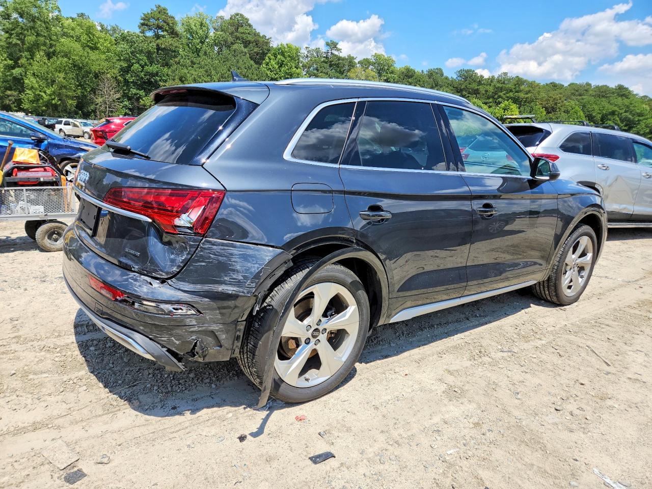 2021 Audi Q5 Premium Plus - Фото 3