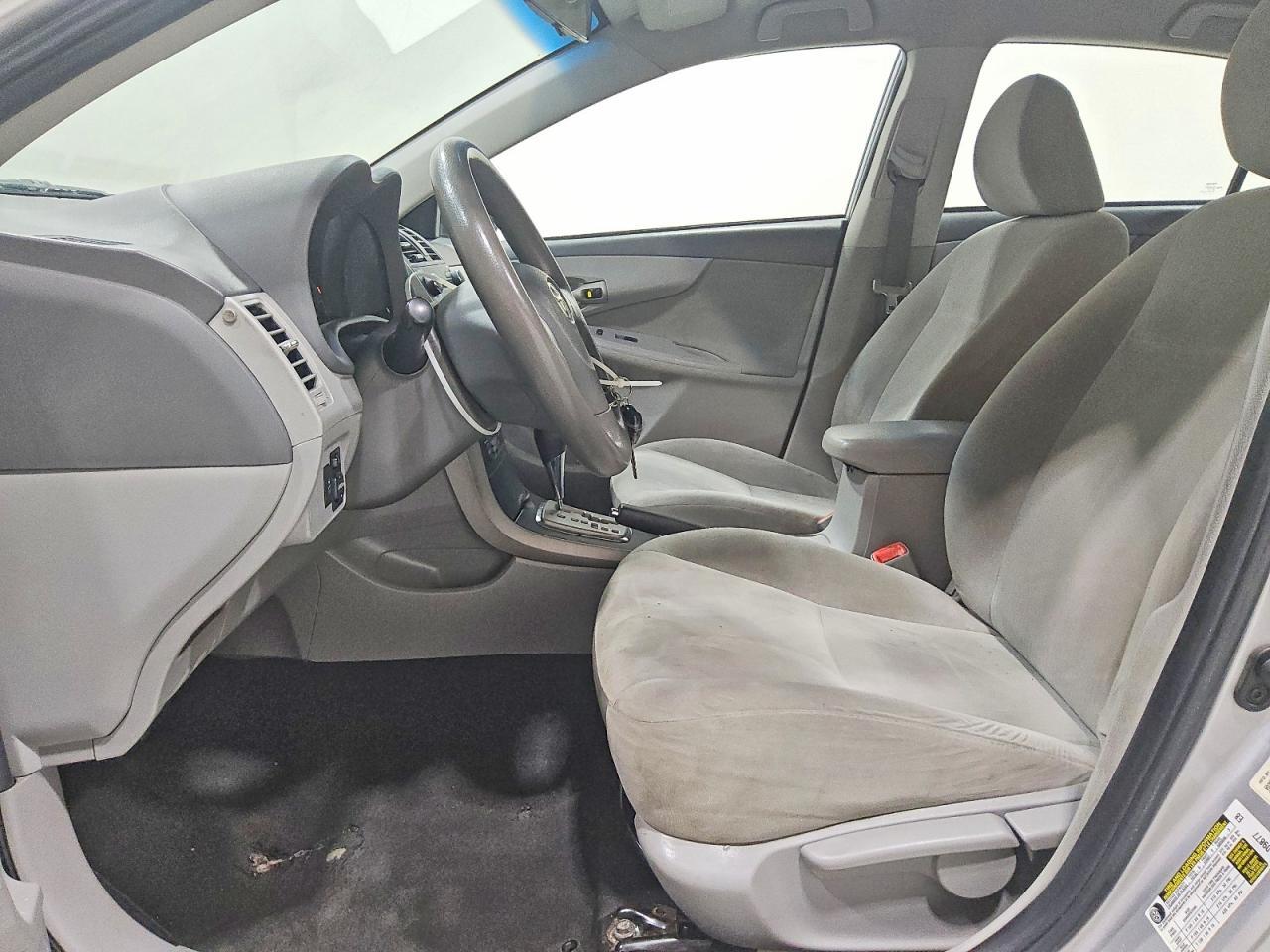 2010 Toyota Corolla Le - Image 7