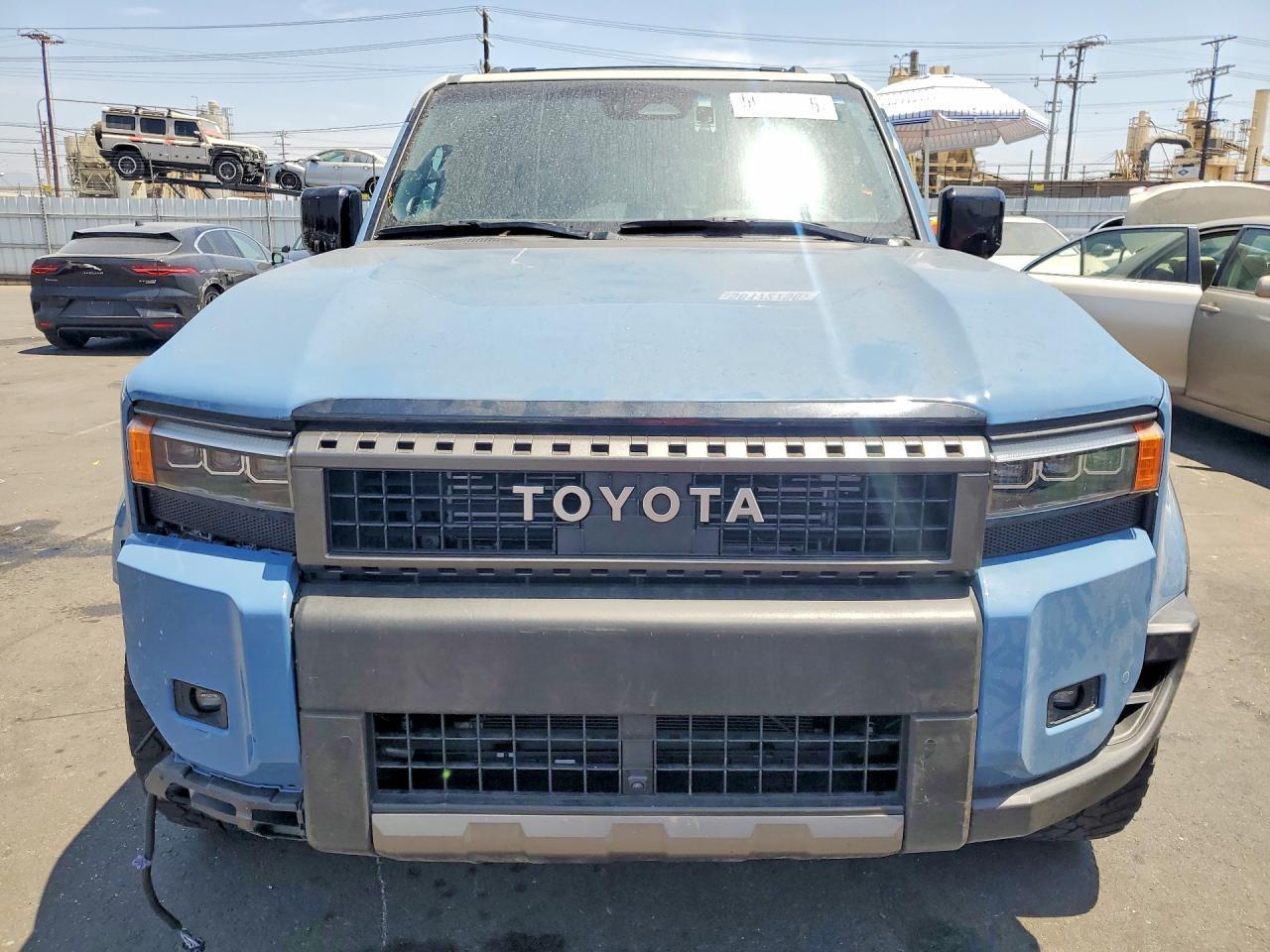 2024 Toyota Land Cruiser Base - Фото 5
