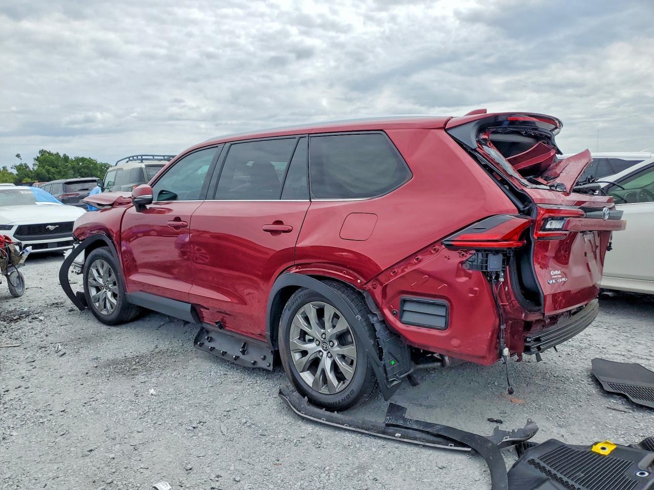 2025 Toyota Grand Highlander Hybrid Limited - Фото 2