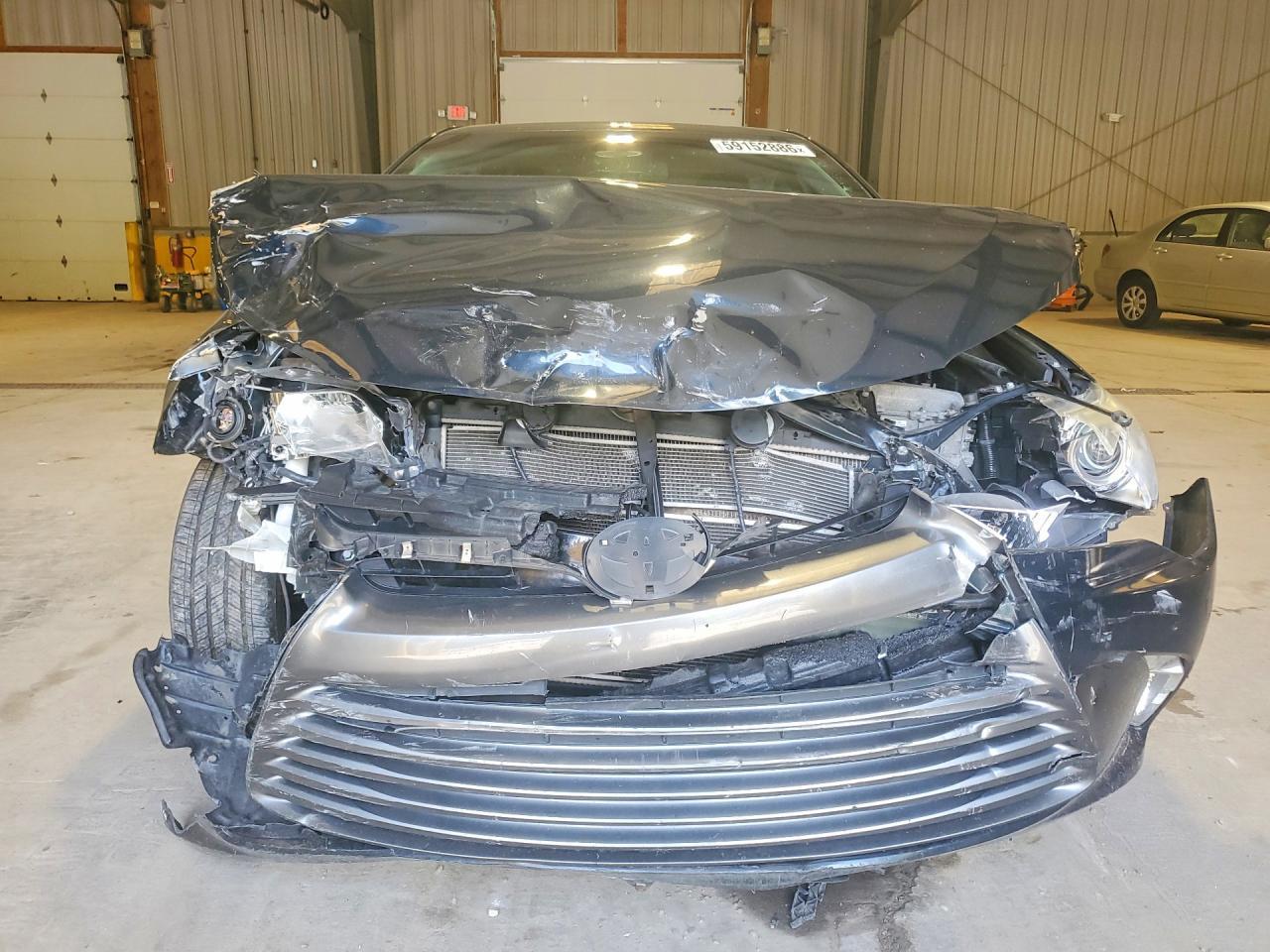 2017 Toyota Camry Hybrid Le - Фото 5