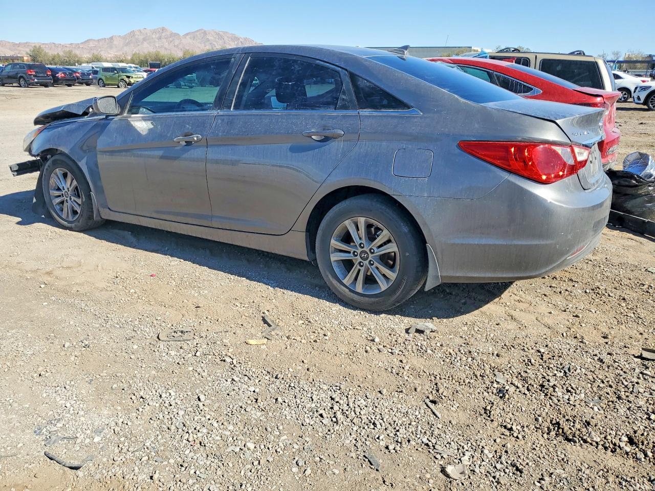 2013 Hyundai Sonata Gls - Image 2