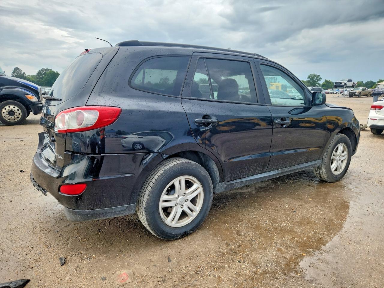 2010 Hyundai Santa Fe Base - Фото 3