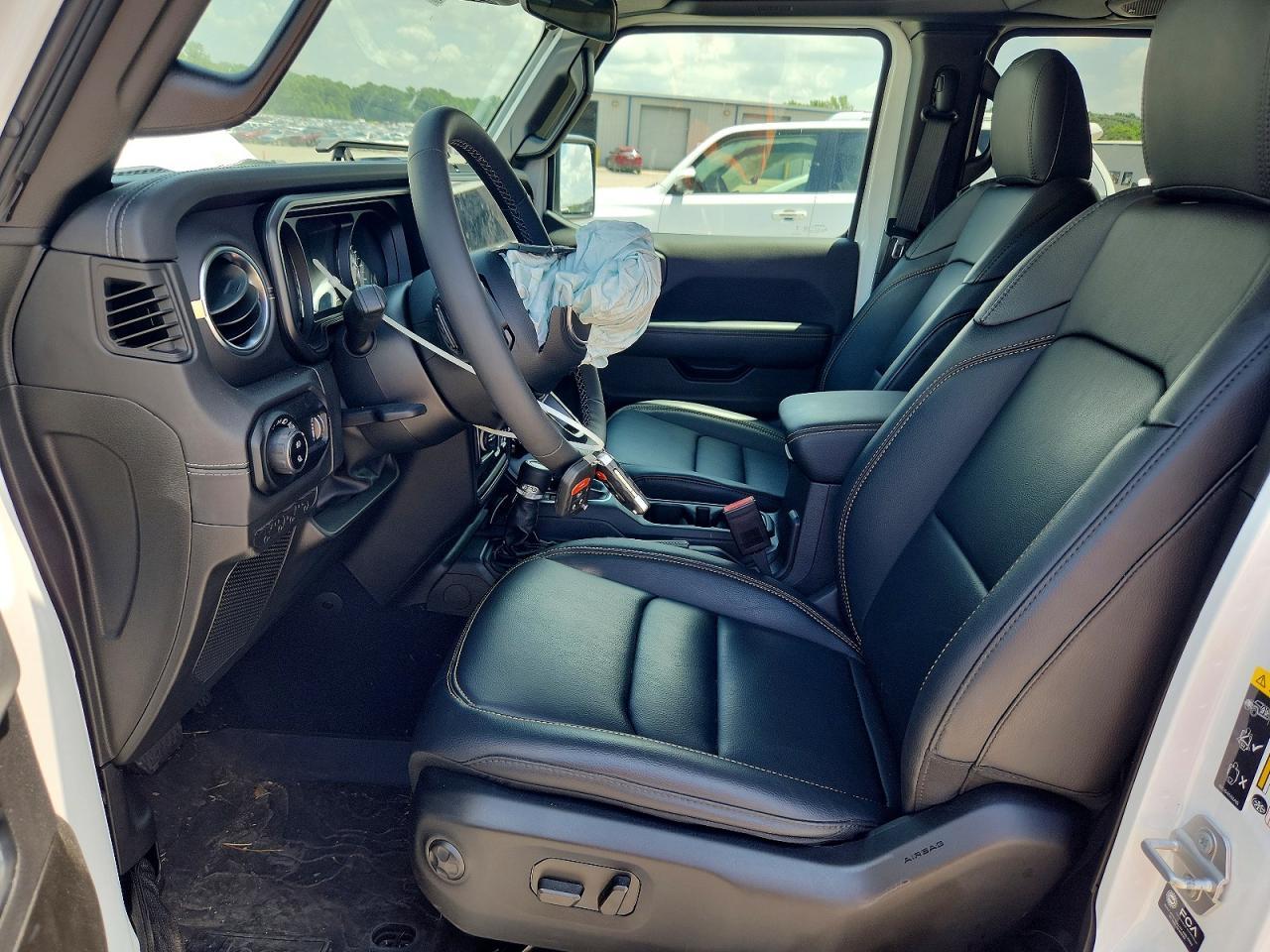 2025 Jeep Gladiator Sport - Фото 7