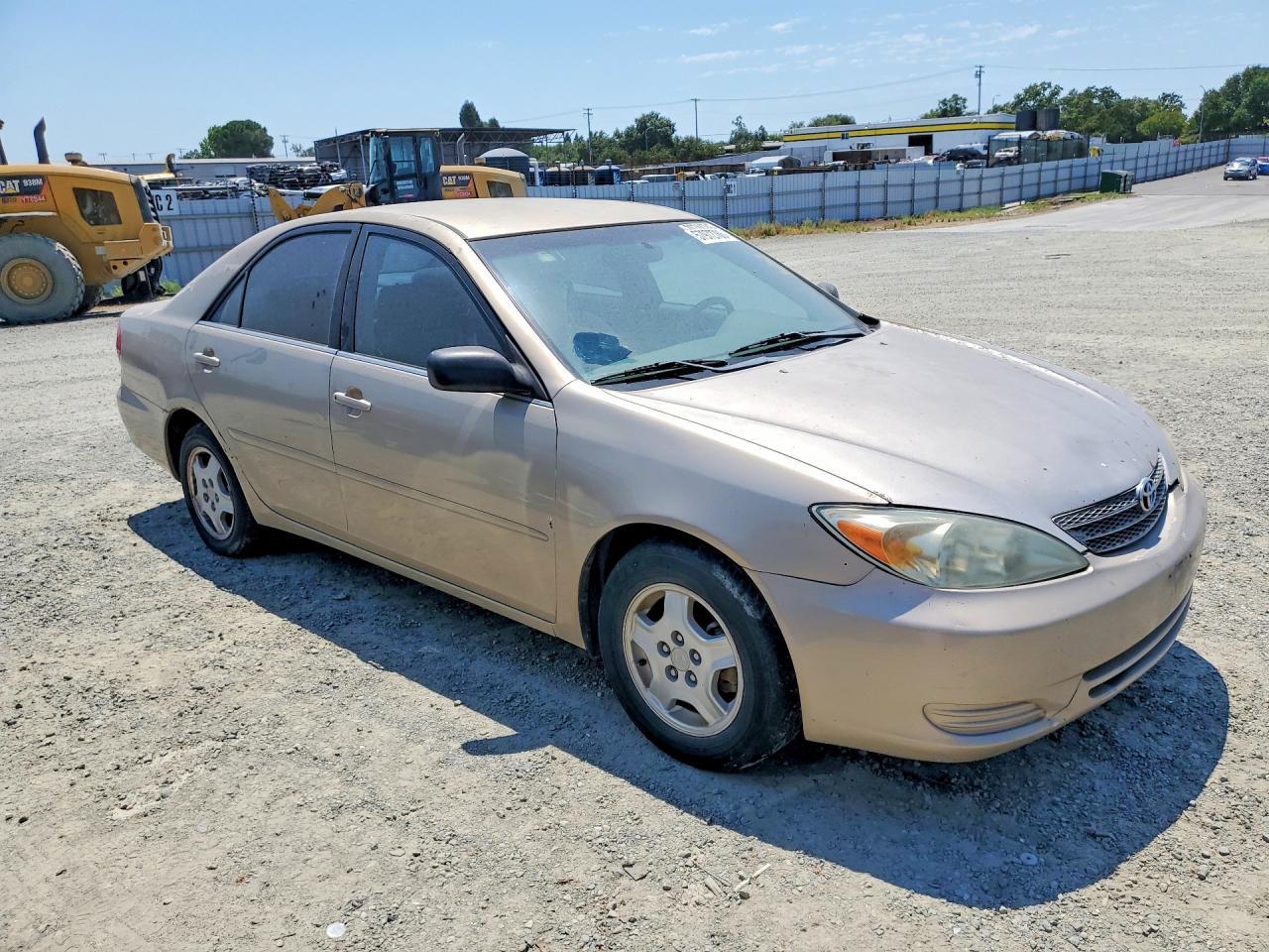 2002 Toyota Camry Le V6 - Image 4