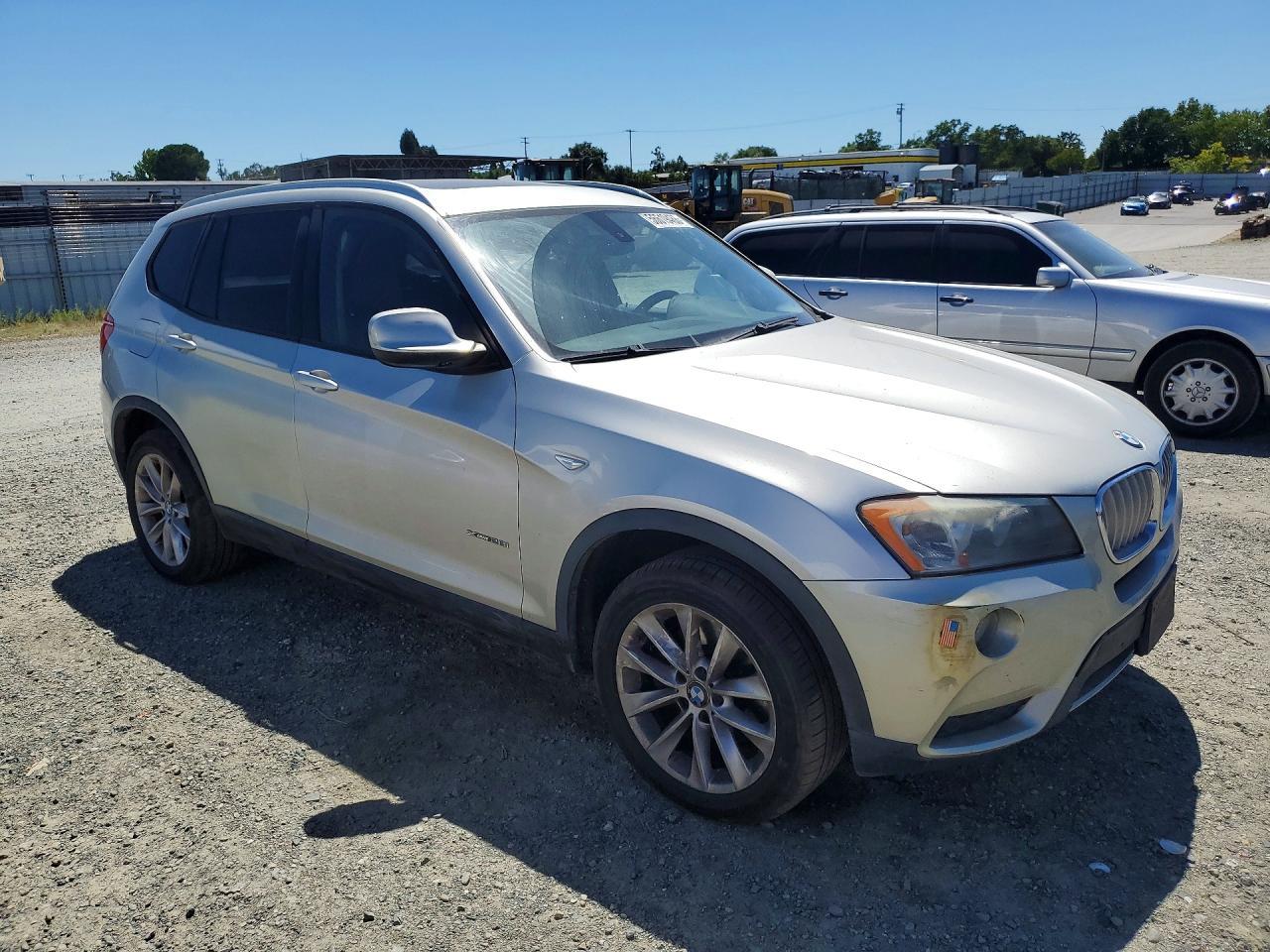 2014 BMW X3 xDrive28I - Image 4