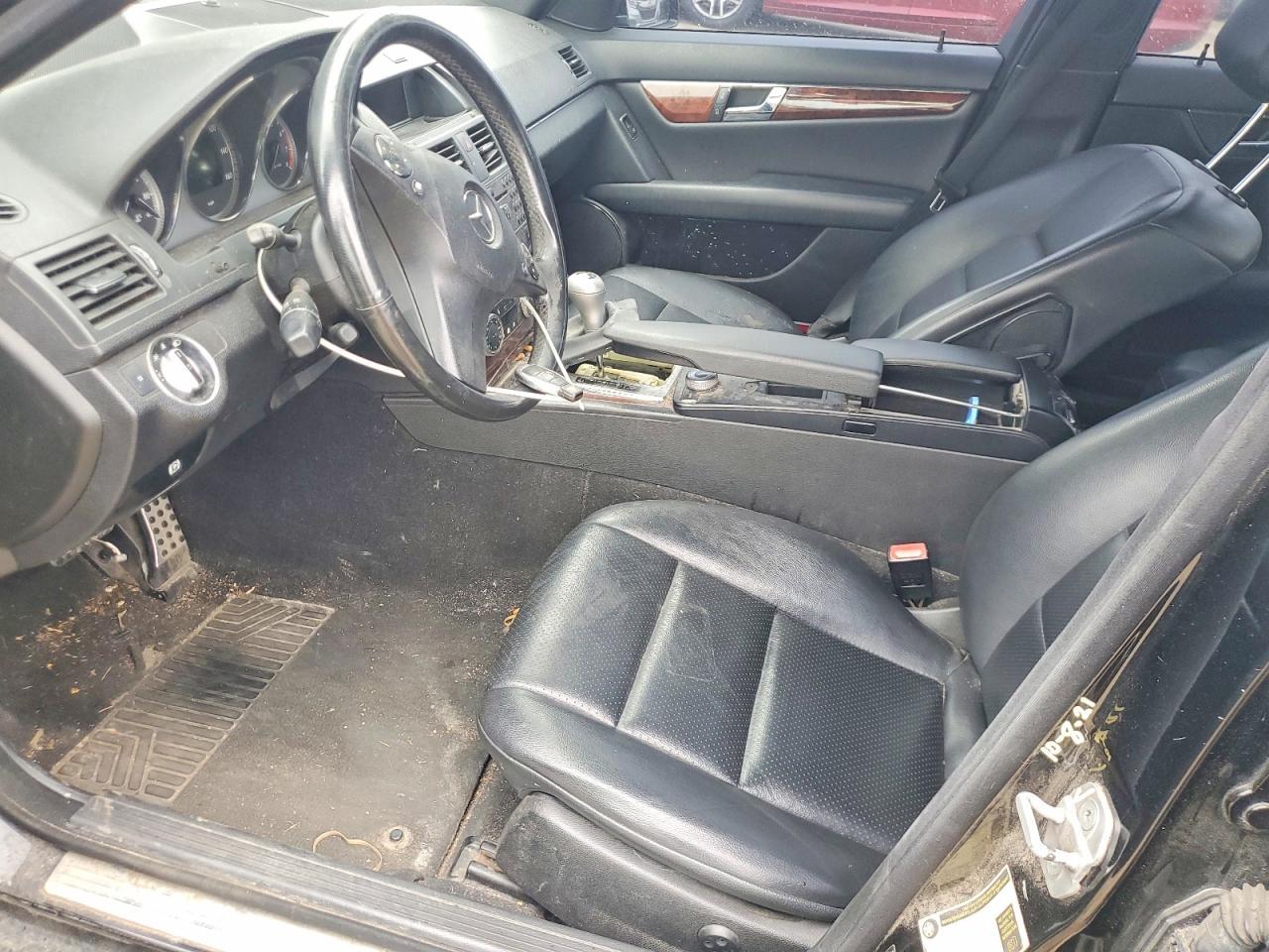 2011 Mercedes-Benz C 300 4Matic - Фото 7