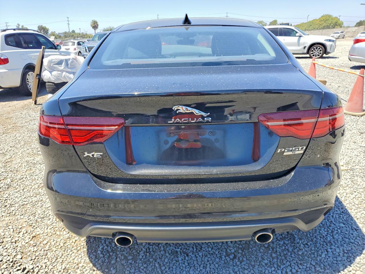 2020 Jaguar Xe S - Фото 6