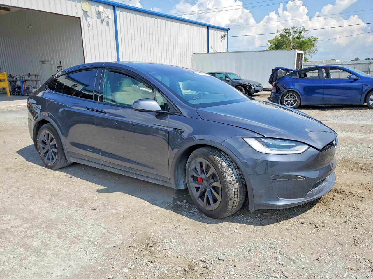 2023 Tesla Model X - Фото 4