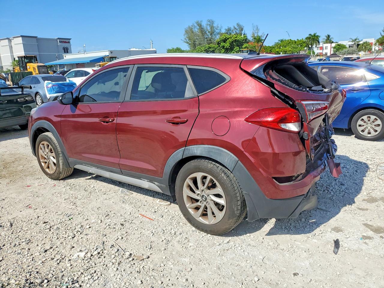 2017 Hyundai Tucson Se - Фото 2