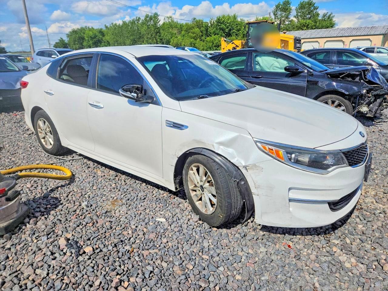 2017 Kia Optima Lx - Фото 4