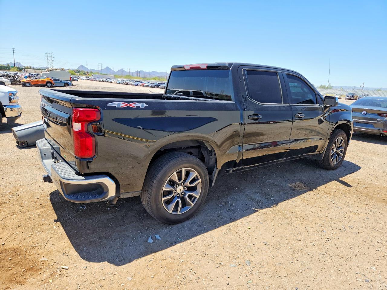 2021 Chevrolet Silverado K1500 Lt - Фото 3