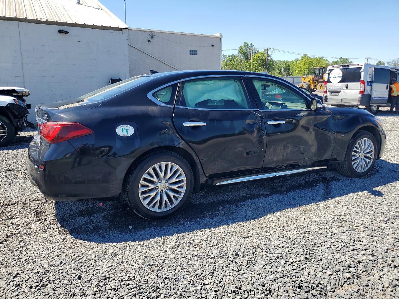 2015 Infiniti Q70L 3.7 - Фото 3