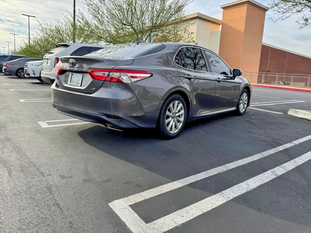 2019 Toyota Camry Le - Image 4