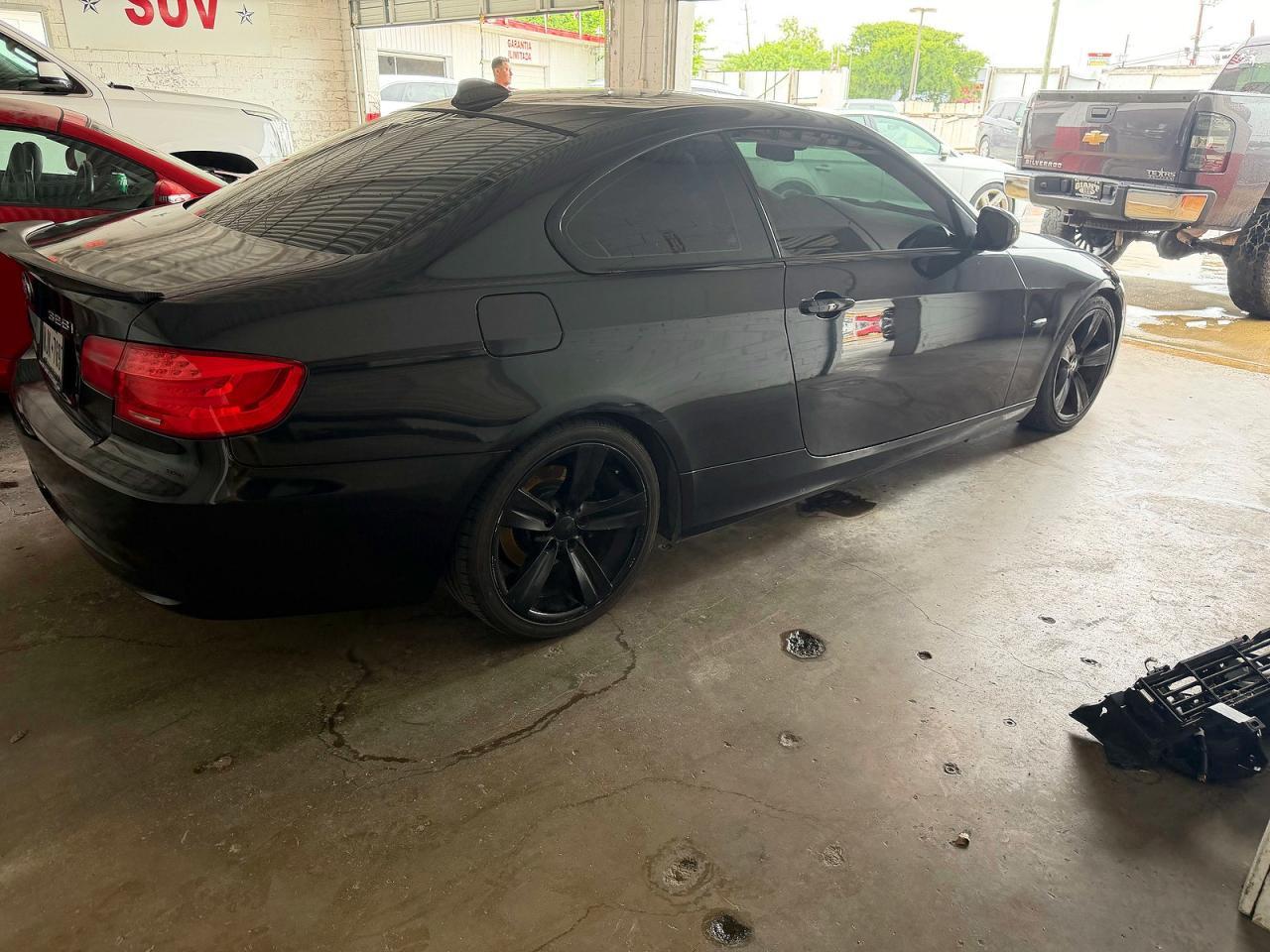 2011 BMW 328 I - Фото 4