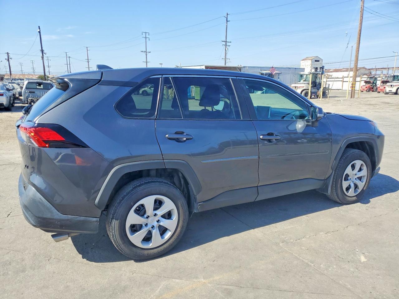 2024 Toyota Rav4 Le - Фото 3