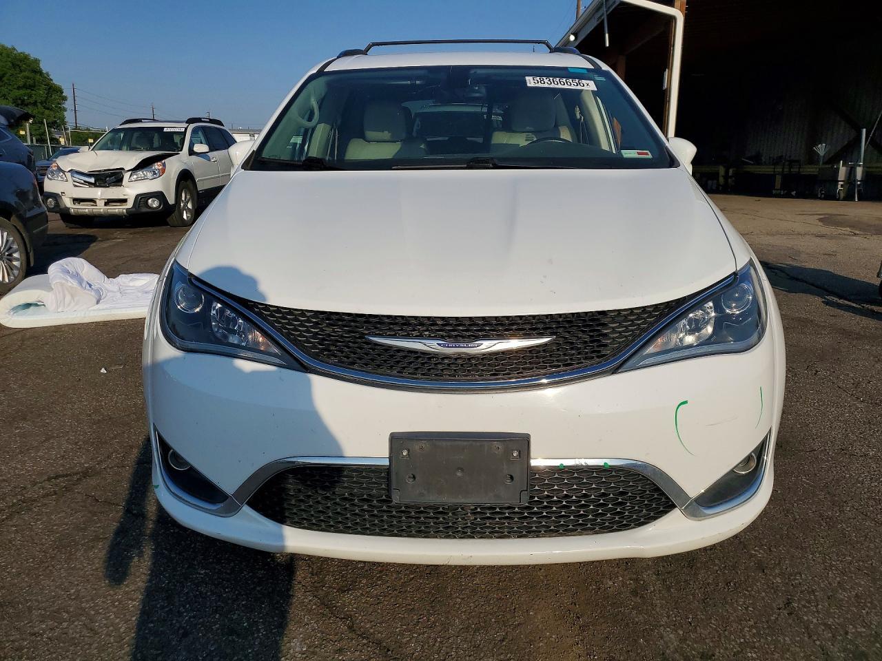 2019 Chrysler Pacifica Touring L - Фото 5