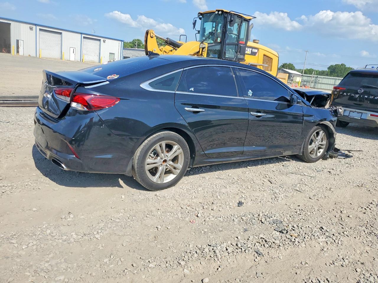 2018 Hyundai Sonata Limited - Фото 3