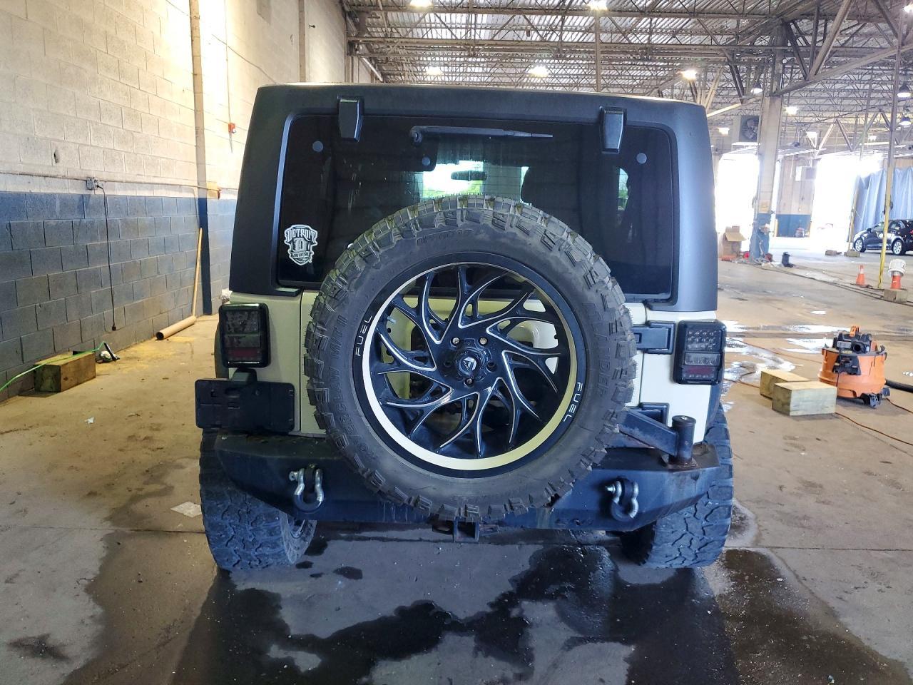 2011 Jeep Wrangler Unlimited Sport - Фото 6