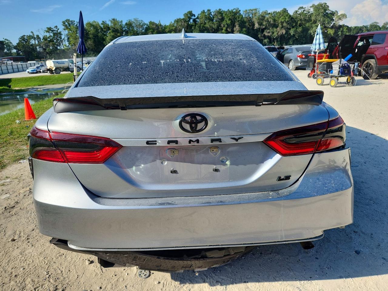 2024 Toyota Camry Le - Фото 6