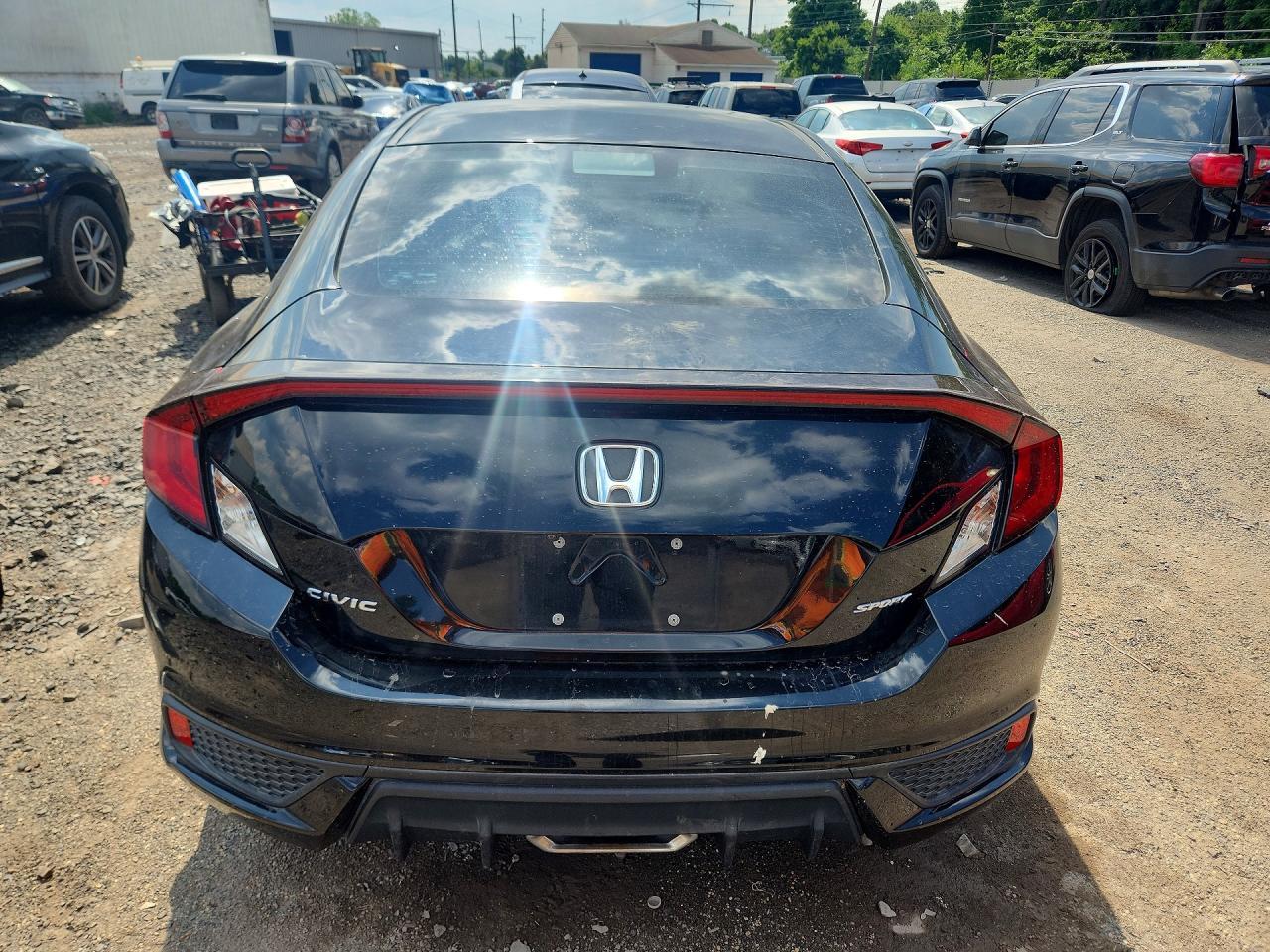 2019 Honda Civic Sport - Image 6
