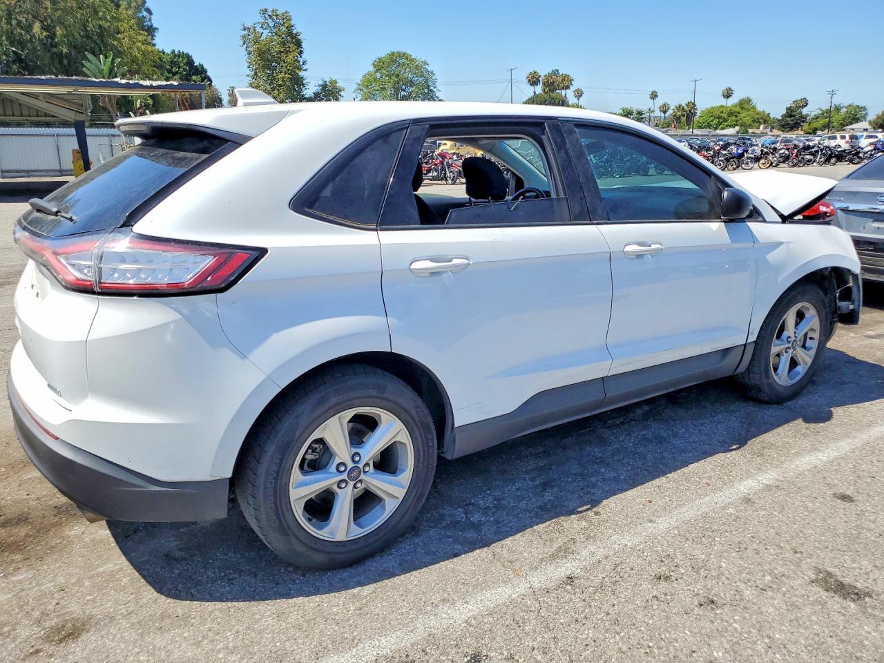 2016 Ford Edge Se - Фото 3
