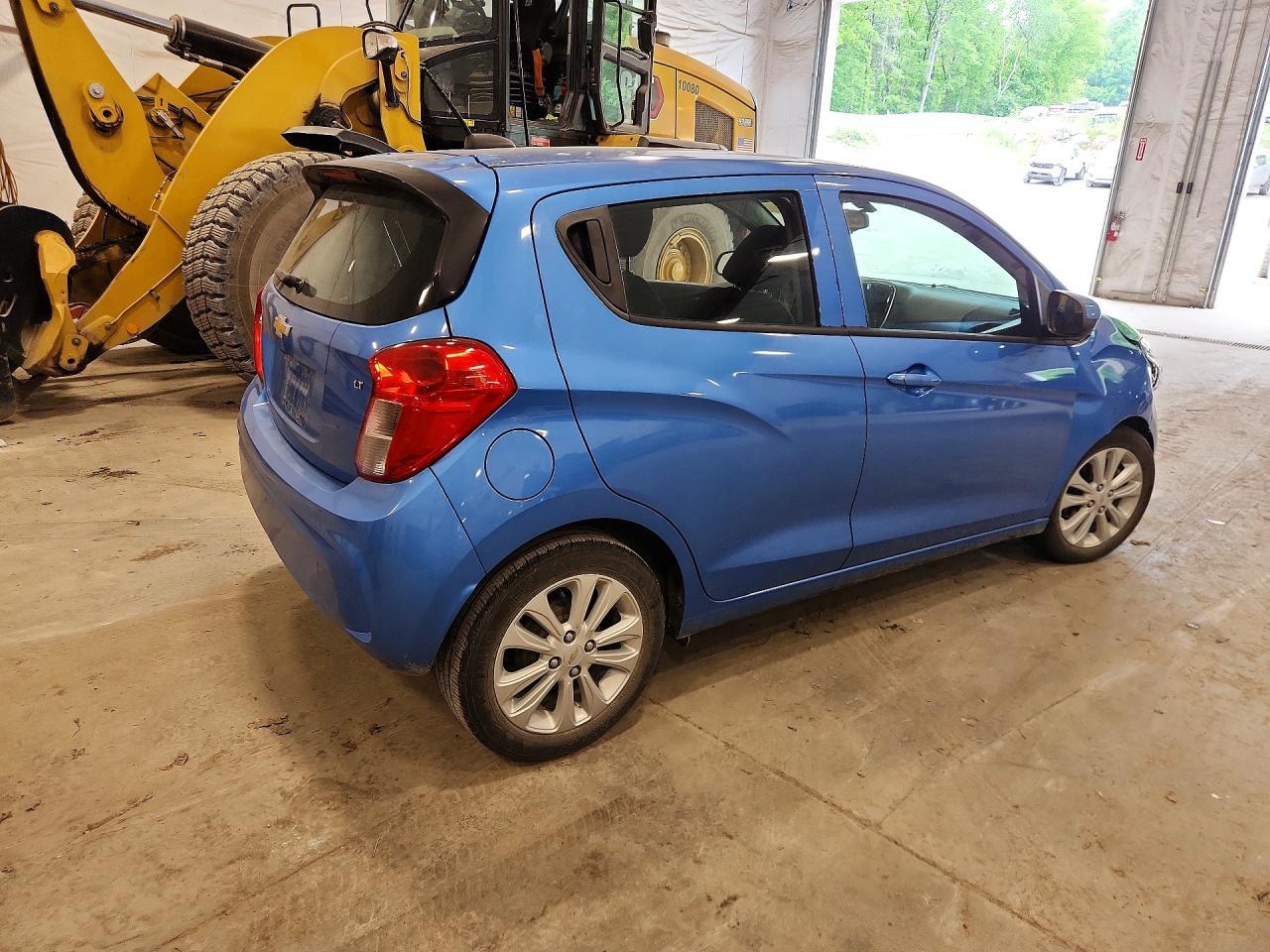 2017 Chevrolet Spark 1Lt - Фото 3