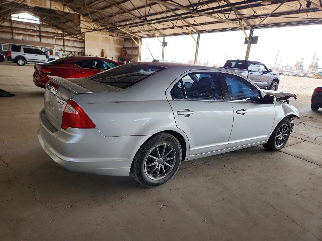 2010 Ford Fusion Sport - Image 3