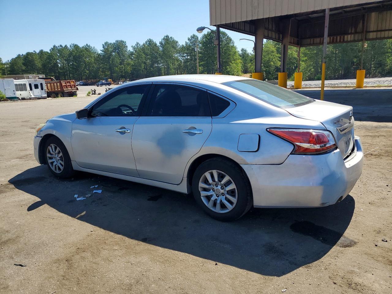 2014 Nissan Altima 2.5 S - Фото 2
