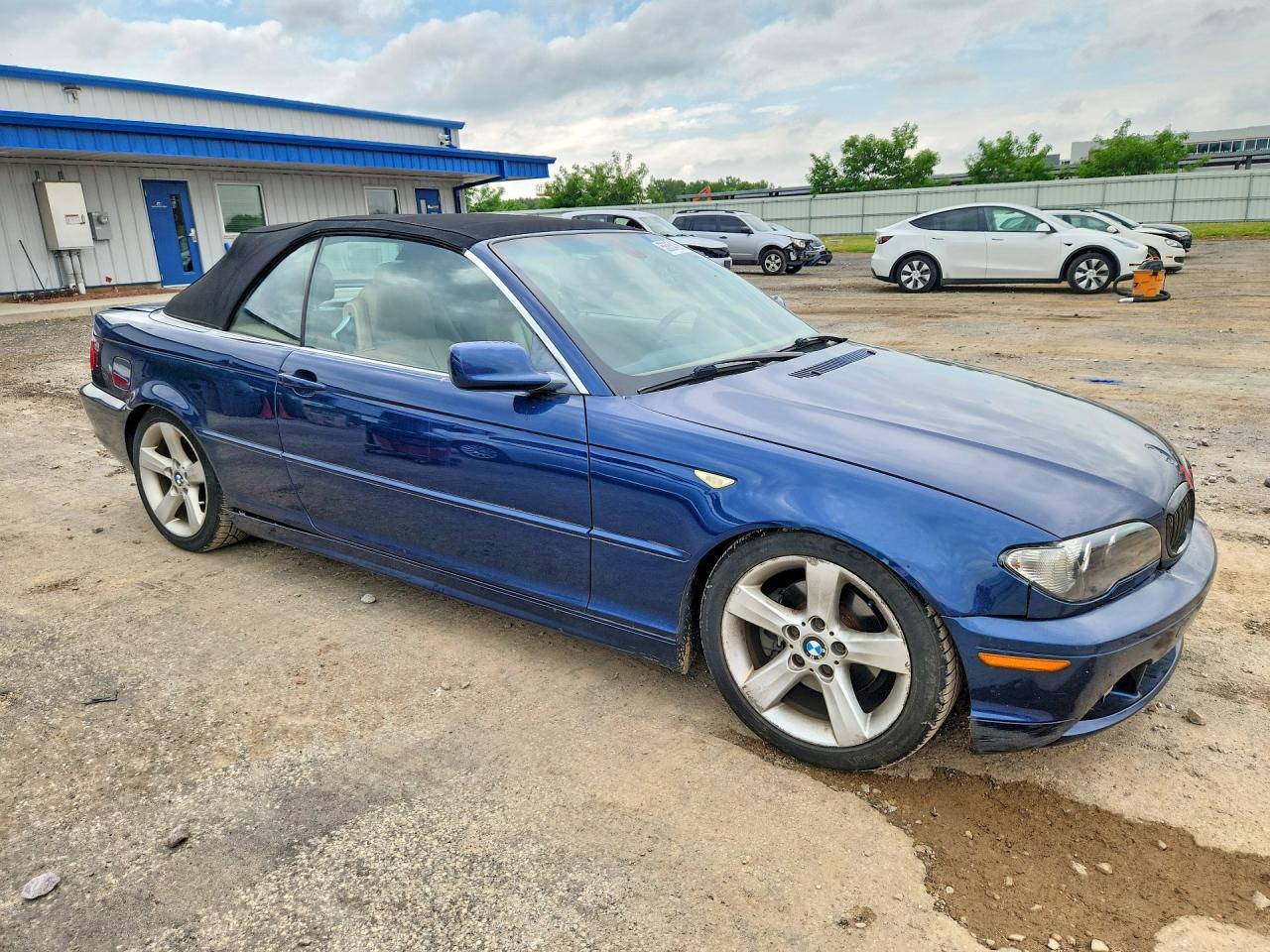 2005 BMW 325 Ci - Image 4