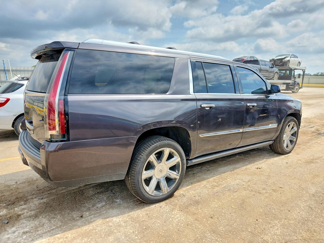 2015 Cadillac Escalade Esv Premium - Image 3