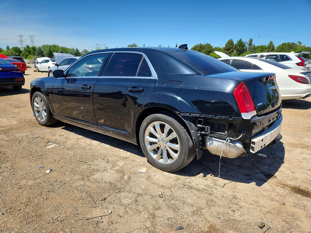 2017 Chrysler 300 Limited - Image 3