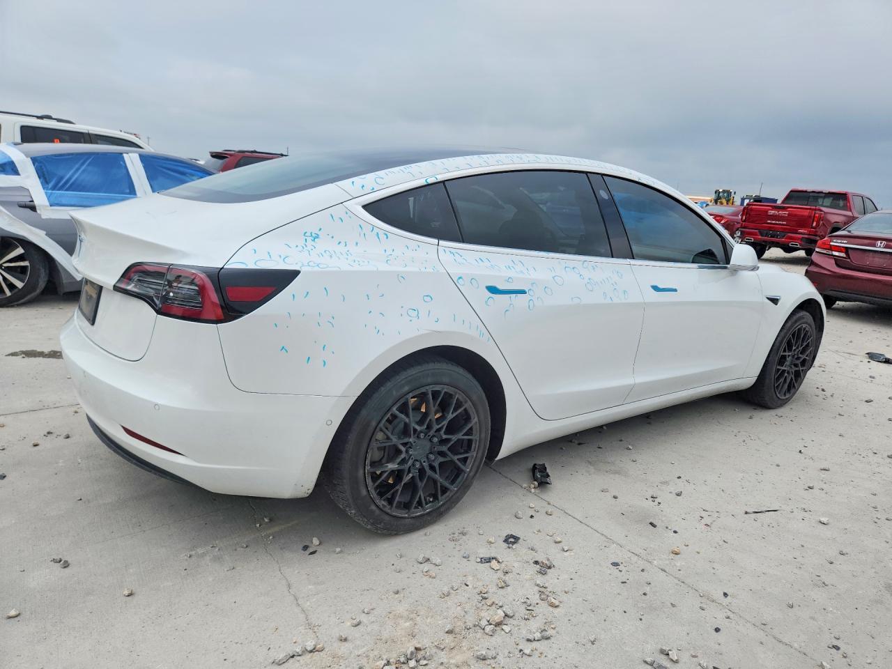2020 Tesla Model 3 - Image 3
