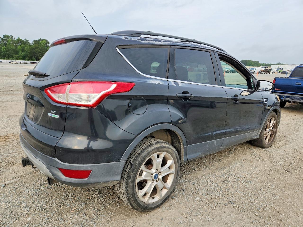 2013 Ford Escape Se - Фото 3